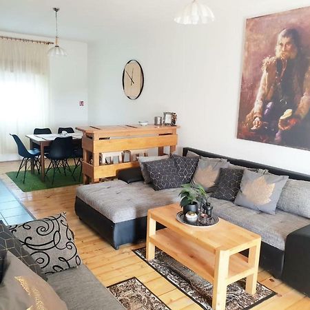 Apartmani Andrej Udbina Exterior foto